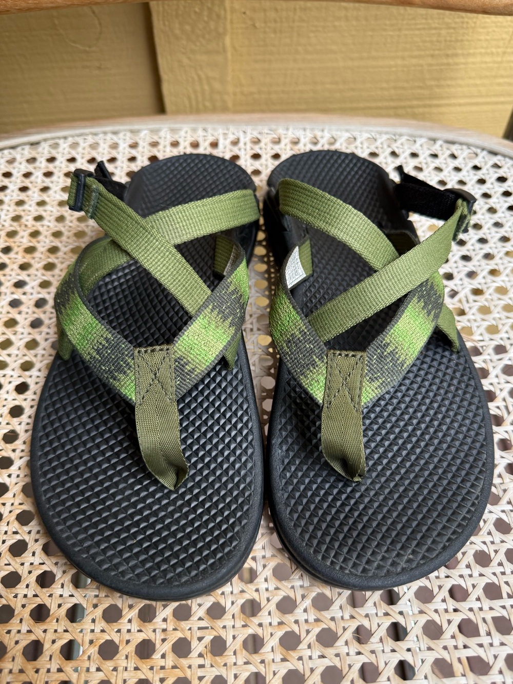 Chaco Z/2 Classic Sport Sandals Green Women’s size 7